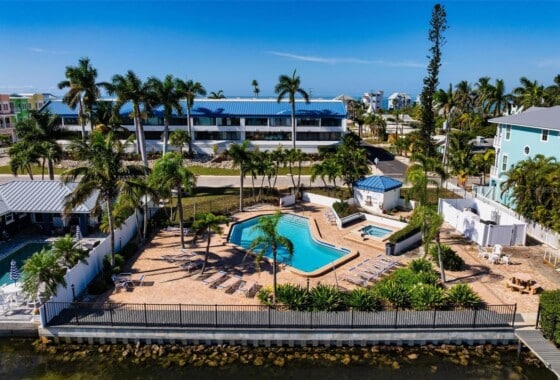 A4660595 1007 Gulf Drive N 208