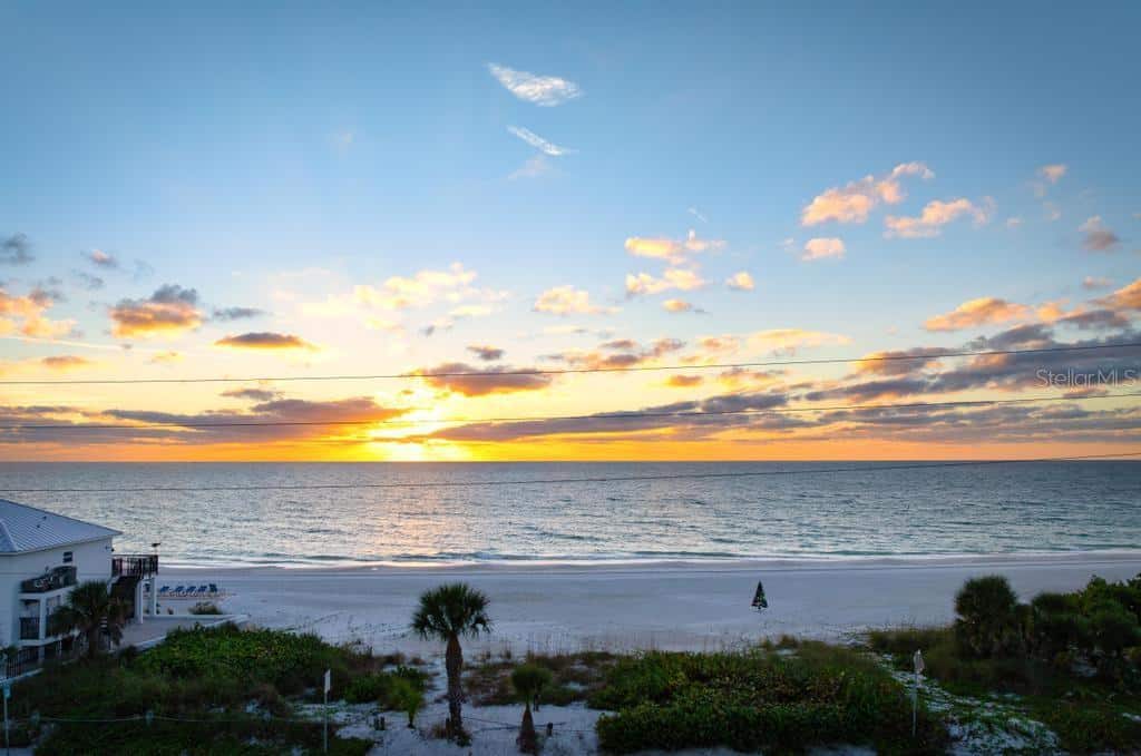 A4660595 1007 Gulf Drive N 208