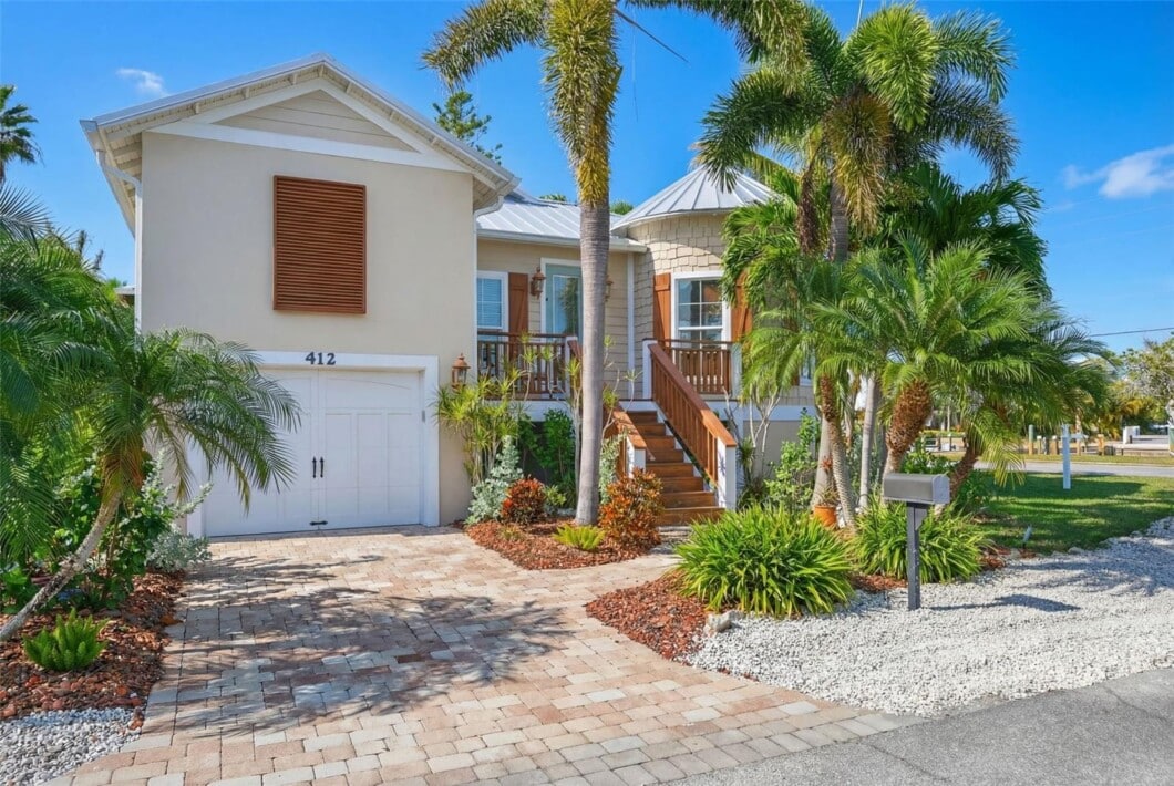 A4678082 412 73rd Street