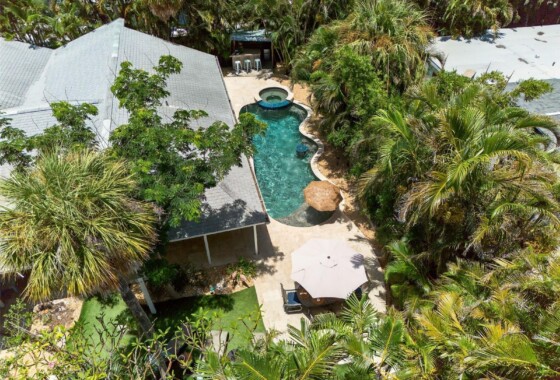 A4645179 402 71st Street