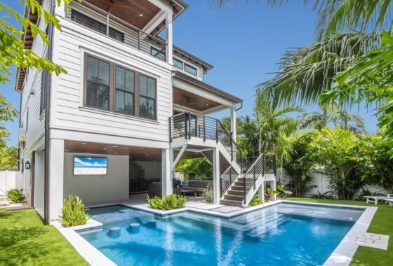 A4653482 421 Alamanda Road