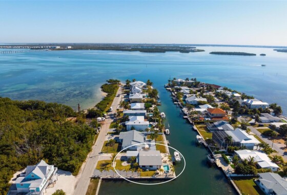 A4681048 401 28th Street