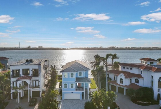 A4682214 12917 42nd Terrace W