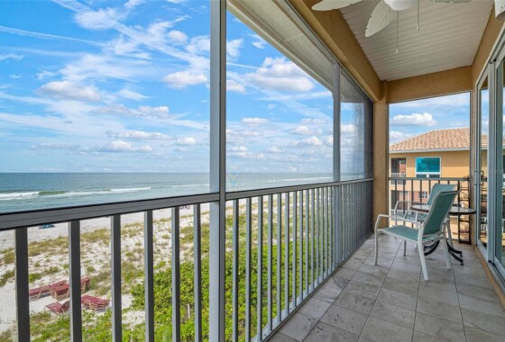 A4623438 1900 Gulf Drive N 1