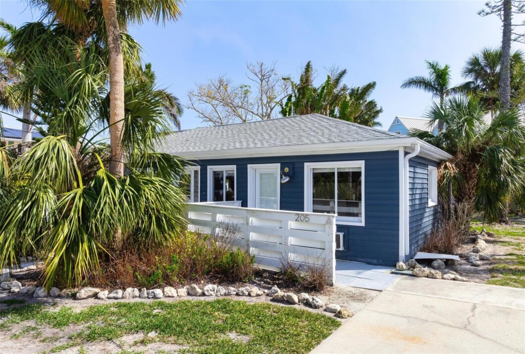 A4640472 205 64th Street A & B