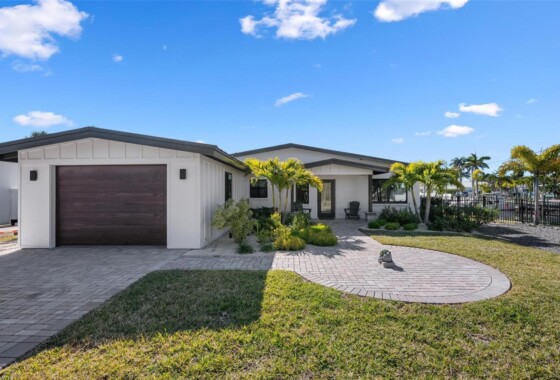 A4681048 401 28th Street