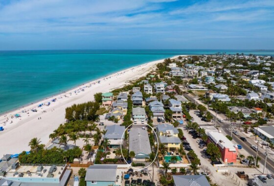 A4688961 107 Pine Avenue