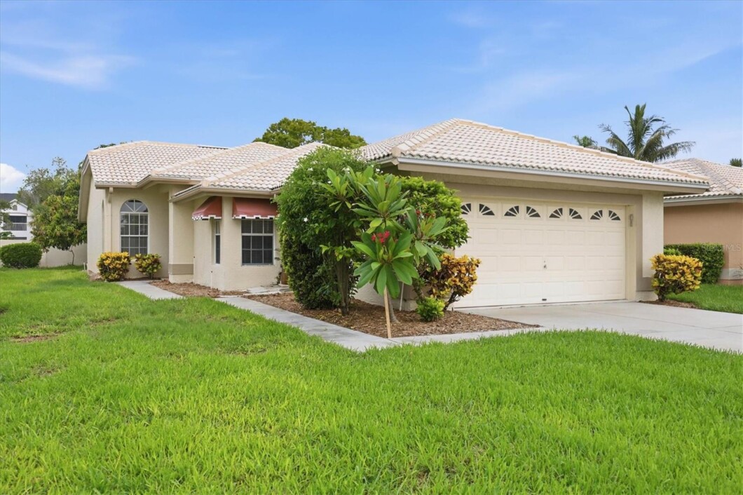 A4688389 4738 Dundee Drive